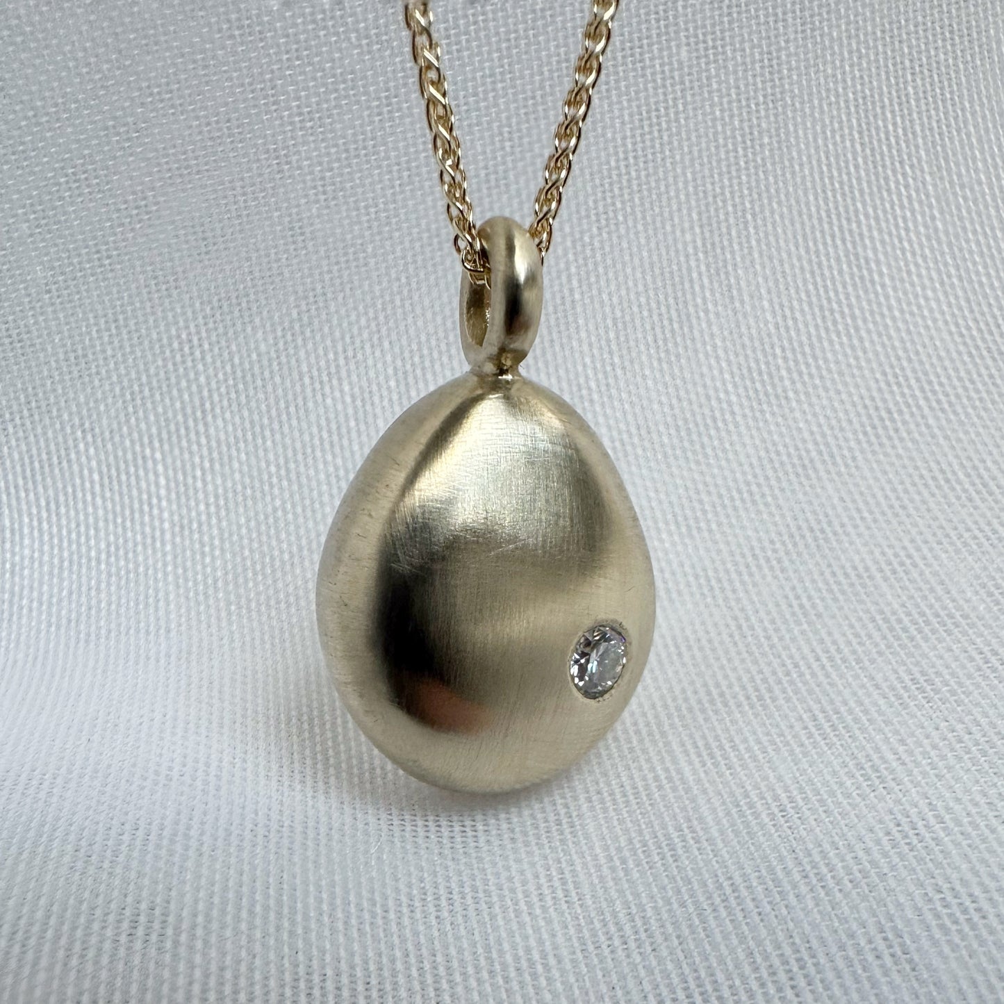 NUGGET 9ct Yellow Gold & Moissanite Pendant