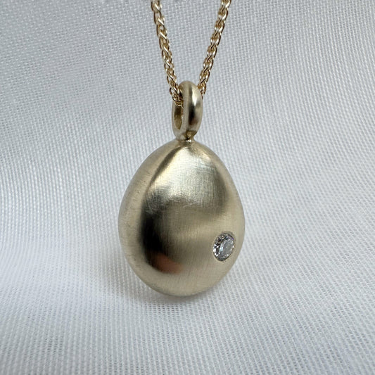 NUGGET 9ct Yellow Gold & Moissanite Pendant