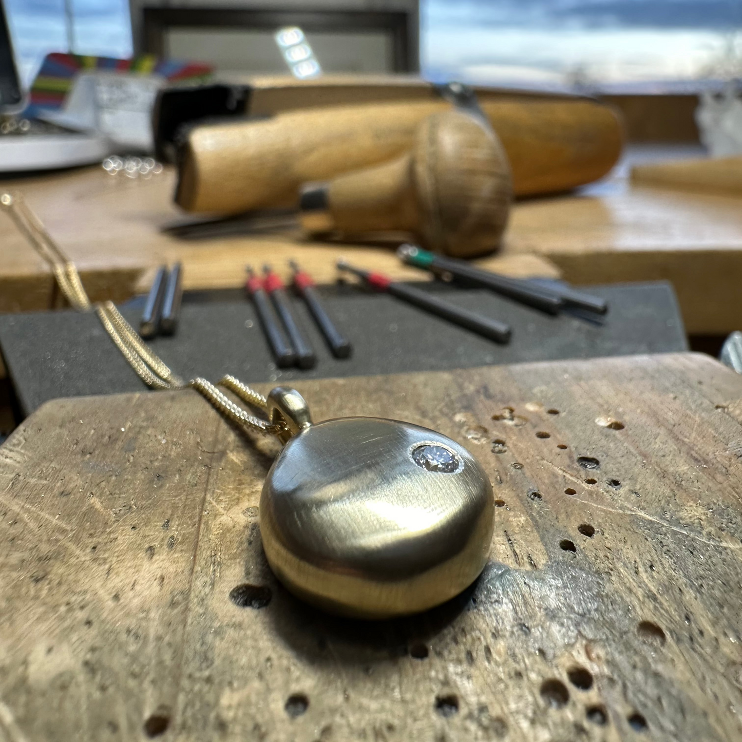 NUGGET 9ct Yellow Gold & Moissanite Pendant