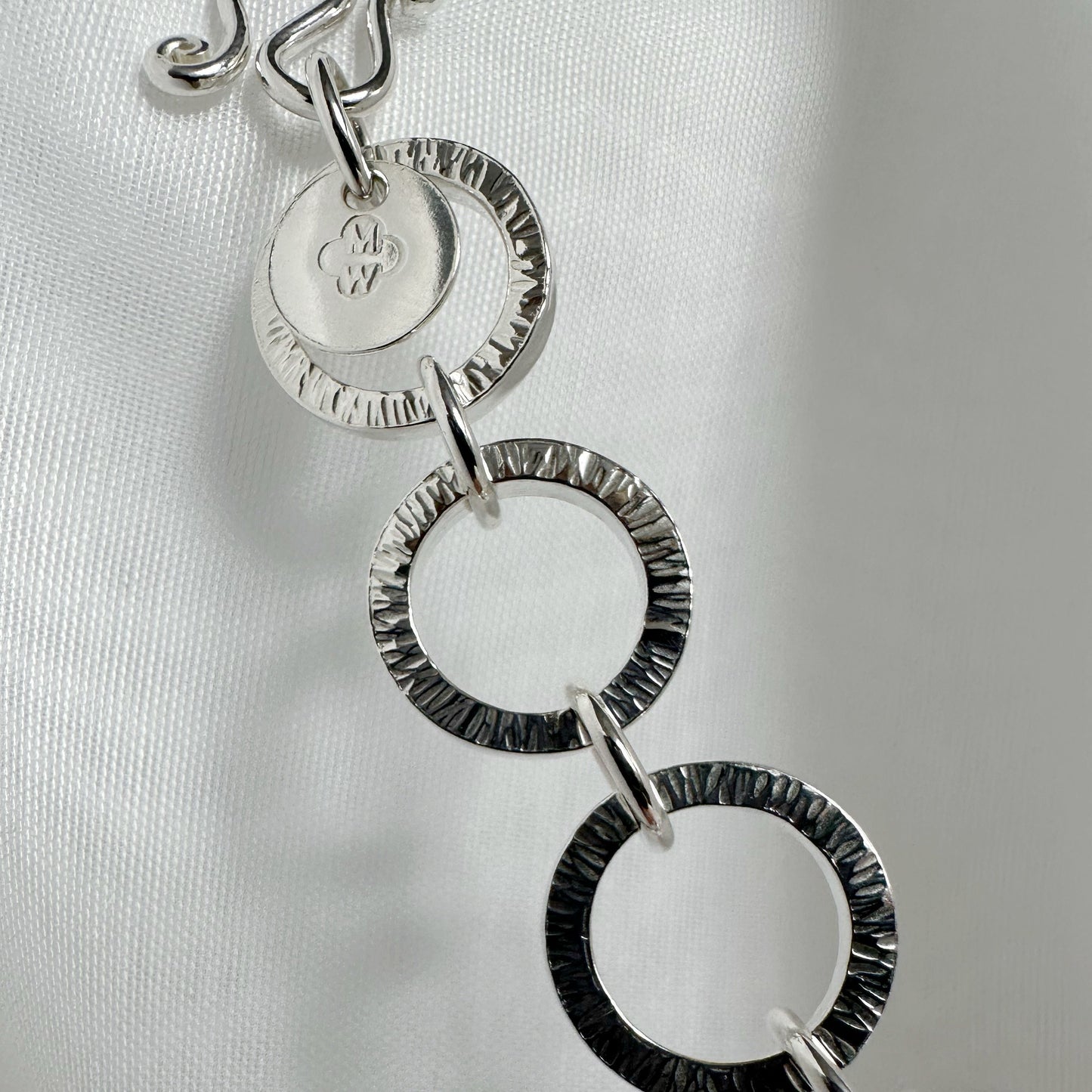 CALEDONIAN LINKS Chunky Chain Textured Bracelet